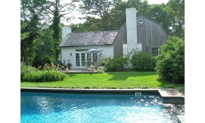 Wainscott Woods House | Beautiful Wainscott Barn