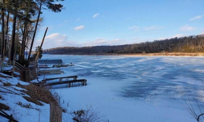 Otonabee-South Monaghan Cottage | Beautiful waterfront vacation home with a view!