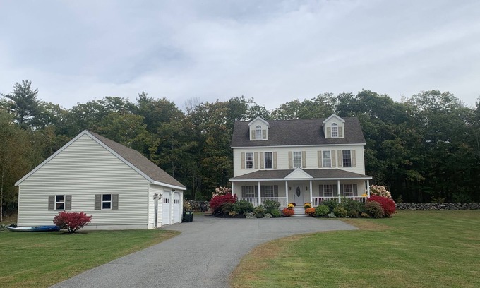 Wiscasset House | Beautiful Wiscasset Home 5 AC units, sleeps 16