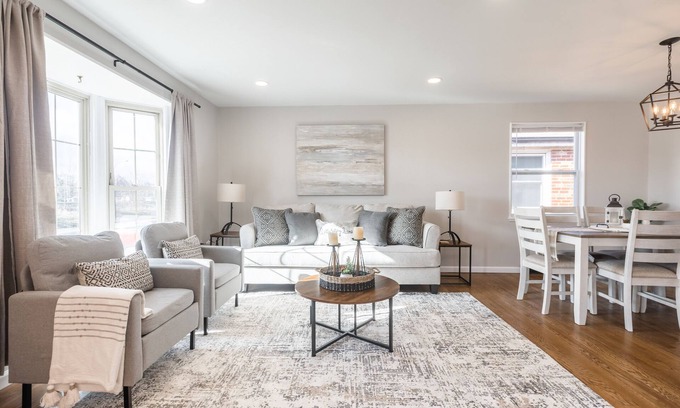 St. Louis House | Beautifull *4BDR/2Bath *Home Close to Parks and Downtown!