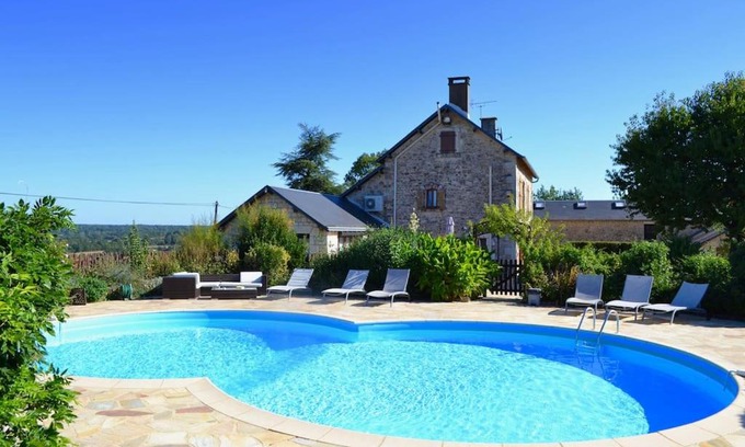 Saint-Georges-de-Noisne House | Beautifully renovated Farmhouse with private pool
