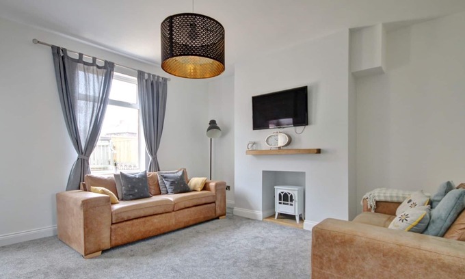 Langley Park House | Beautifully refurbished 3 mile from Durham City County Durham