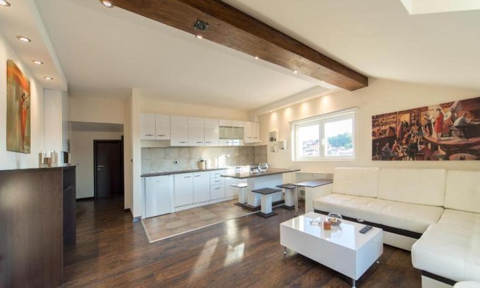 Gan Villa | Beautifull home near the mountains in France