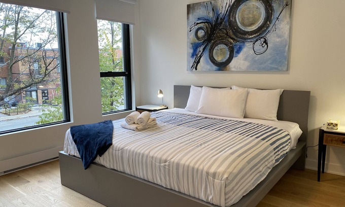 De Lorimier Condo | Beautifull, modern 3 bedrooms/3bathrooms condo in the Plateau Mont-Royal