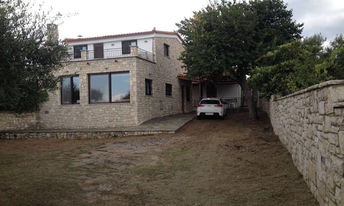 Messini Resort | Beautifull Stone House Resort