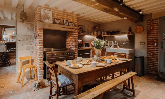 Honfleur Cottage | Beautifully decorated, warm and friendly farmhouse.