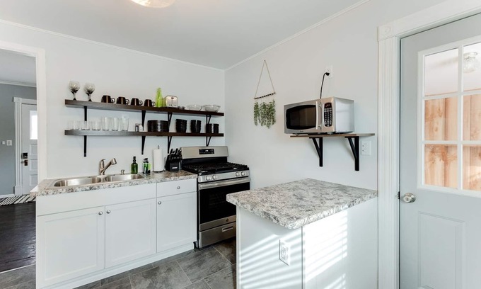 St. Paul House | Beautifully Designed & Cozy Home All to Yourself