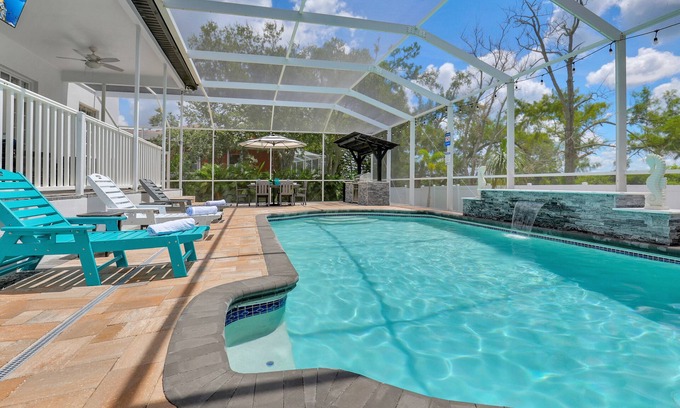 Apollo Beach House | Beautifully renovated home free heated poolgarage available at Apollo beach