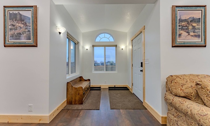 Great Falls Cabin | Beautifully renovated cabin gives the woodsy feel with city convenience.