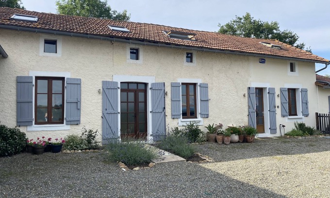 Monfaucon House | Beautifully Restored House with Swimming Pool