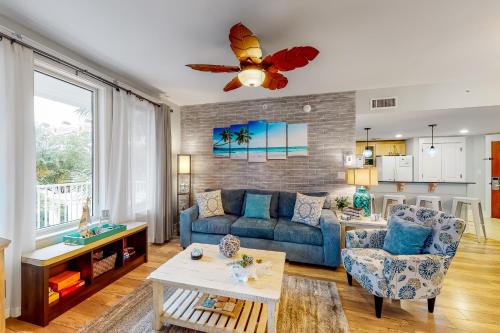 Baytowne Wharf House | Beauty by the Bay