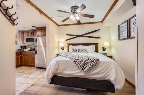 Peak 9 Apartment | Beaver Run Studio- Dog Friendly