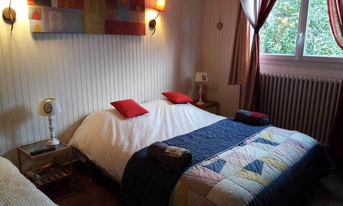 Neuilly Bed & Breakfast | Bed and breakfast in Garennes sur Eure at Le Havre de paix for up to 3 people