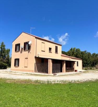 Santa Maria La Palma Bed & Breakfast | Bed And Breakfast Nonna Pia