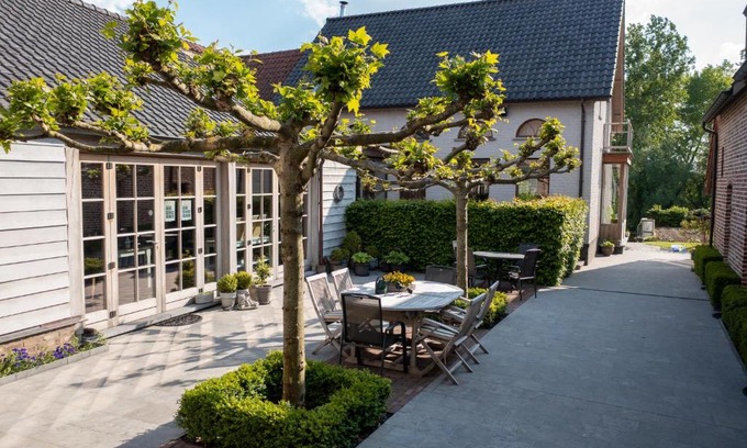 Nederhasselt Bed & Breakfast | Bed and Breakfast Paellepelhoeve