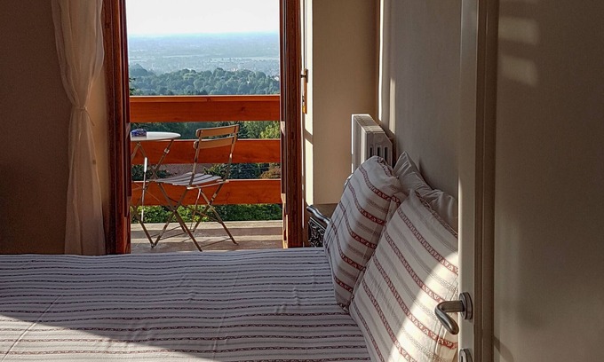 Pollone Bed & Breakfast | Bed and Breakfast Villa Tavallini - comfort & relaxation
