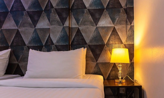 Phasi Charoen Hotel | Bed by Tha-Pra Hotel and Apartment