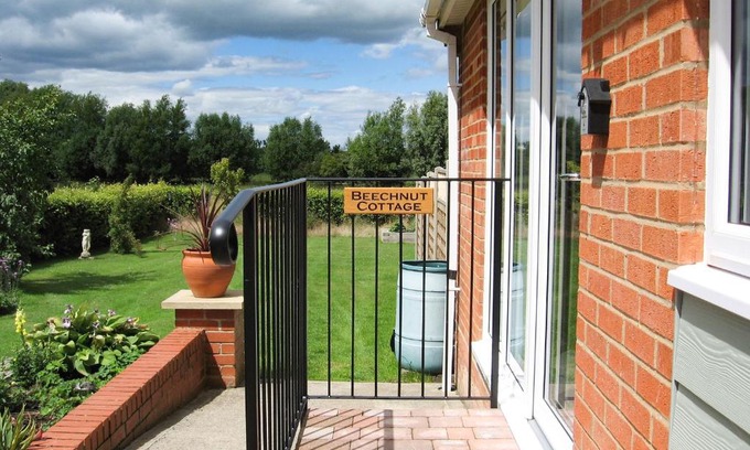 Patchway House | Beechnut Cottage