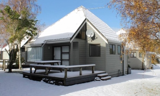 Ohakune Ski Chalet | Beechwood Chalet in the heart of Ohakune .