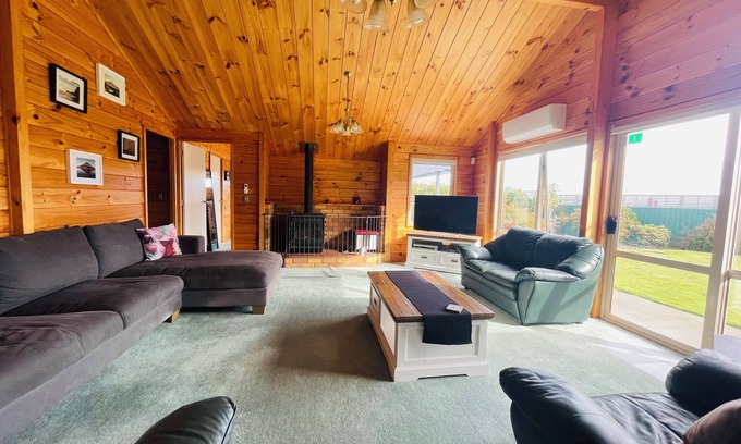 Ohangai House | Been2Bs @ Hawera