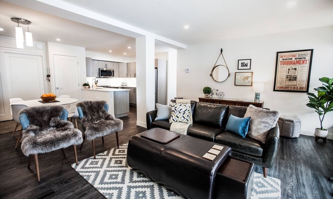 Revelstoke Condo | Begbie Mountain Escape with Hot Tub