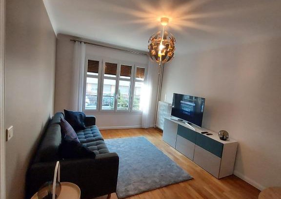 Charenton-le-Pont Apartment | Bel appartement 2 pièces, sortie de métro ligne 8
