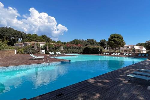 Lecci Apartment | Bel appartement T3 Cala Rossa proche mer