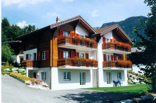 Blatten bei Naters Ski Chalet | Bel-Häx