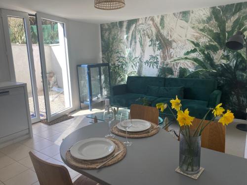 Montgermont Apartment | Beldi, Bel appartement dans un environnement calme