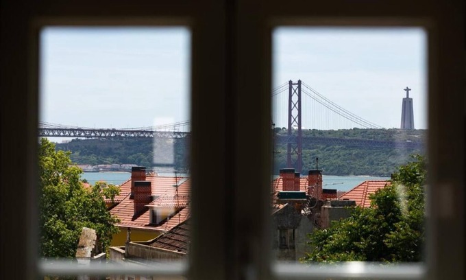 Belem House | Belém - Charming Apartments 3- Terrace with river view