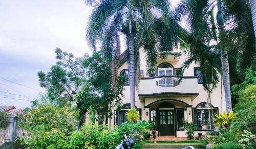 Valencia Bed & Breakfast | Belfort House B&B
