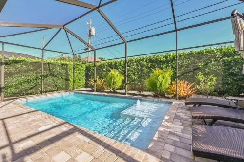 Naples Park House | Bella Casa at the Beach 4 bd Rms 2 En-Suites