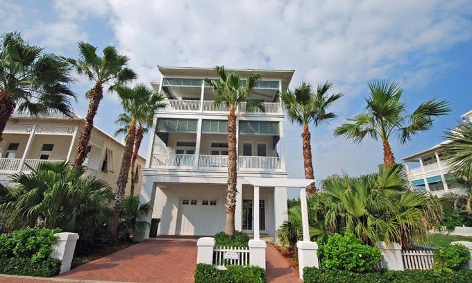 The Shores House | Bella Casa Home