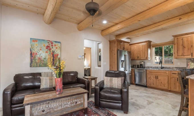 Northeast Santa Fe House | Bella - Clean and Comfortable, Walk to The Plaza