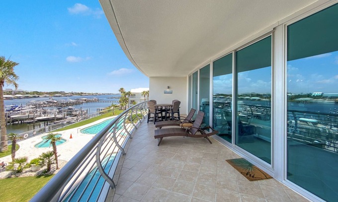 Orange Beach East Condo | Bella Luna 205 ~ Beach Access, In/Outdoor Pools, Hot Tub, Fitness + $400 in FREE Activities Daily