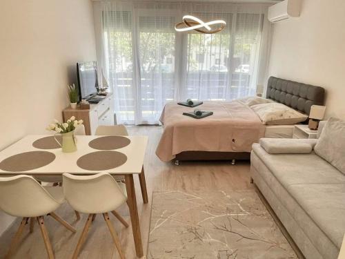 Balatonfured Apartment | Bella Luna