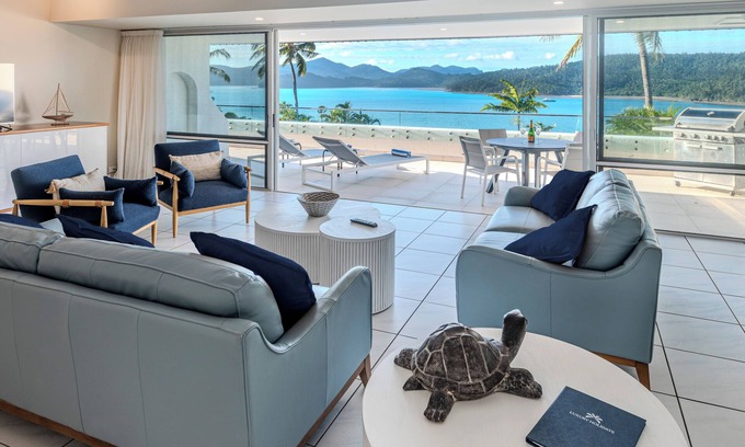 Hamilton Island Apartment | Bella Vista East 5 - 2 bedroom oceanview apartment with golf buggy