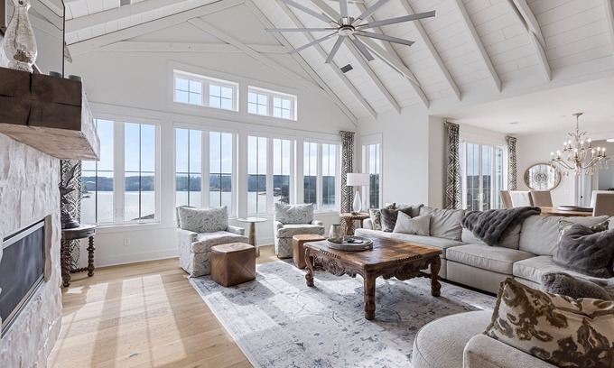 Crane Hill House | Bella Vista on Lewis Smith Lake