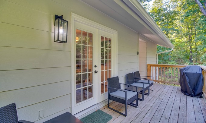 Bella Vista House | Bella Vista Vacation Rental Near Lake Access!