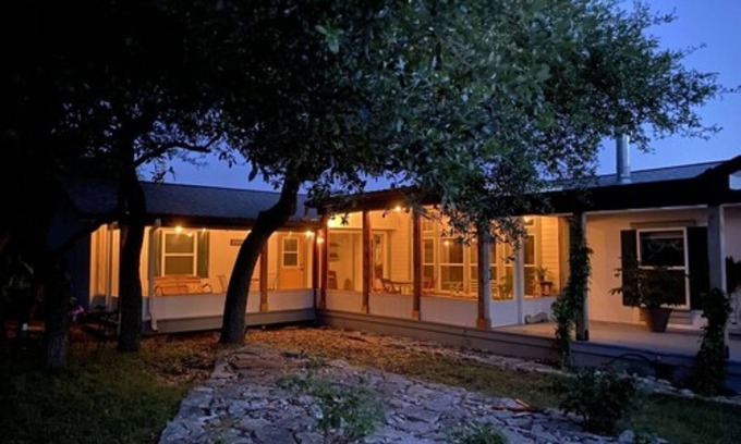 Wimberley Bed & Breakfast | BellaVida B&B and Retreat