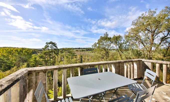 Montsoreau House | Belle vue