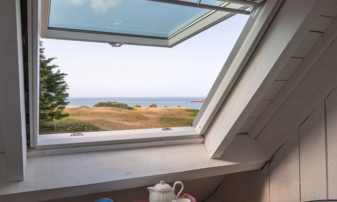 Tregunc Apartment | Belle Vue Mer by Interhome