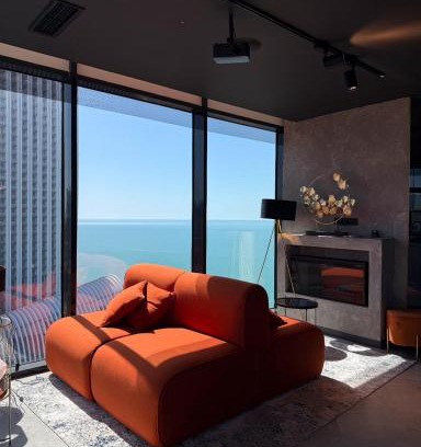 Old Boulevard Apartment | Bellevue Residence, 18th floor