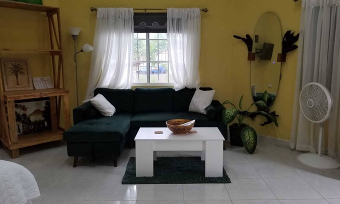 Armenia Villa | Belmopan Royal Villa