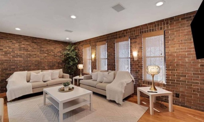 Old Fourth Ward House | Beltline Beauty,Mins to Benz Stadium/Aquarium, Game Room.