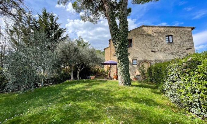 San Gimignano Apartment | Belvedere di Giulia - countryside with pool