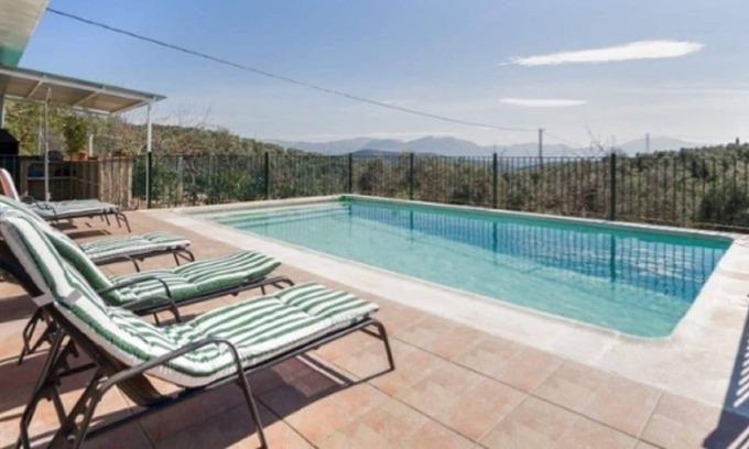 Archidona House | Belvilla by OYO Cortijo Rural Puerto Nuevo