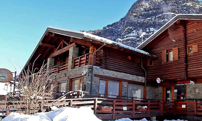Antey-Saint-Andre Apartment | Belvilla by OYO Chalet Antey Quadri C