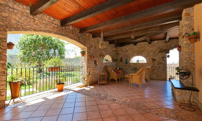 Cinisi Villa | Belvilla by OYO Carta Dieci