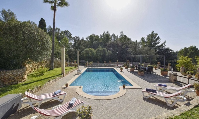 Lloret de Vistalegre House | Belvilla by OYO Cocons
